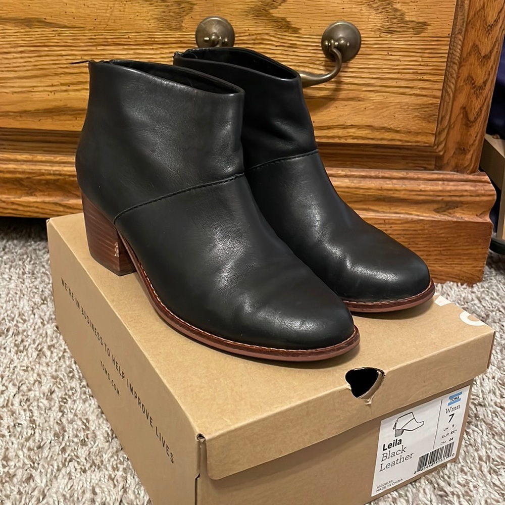 Tom’s Leila Black Leather Bootie